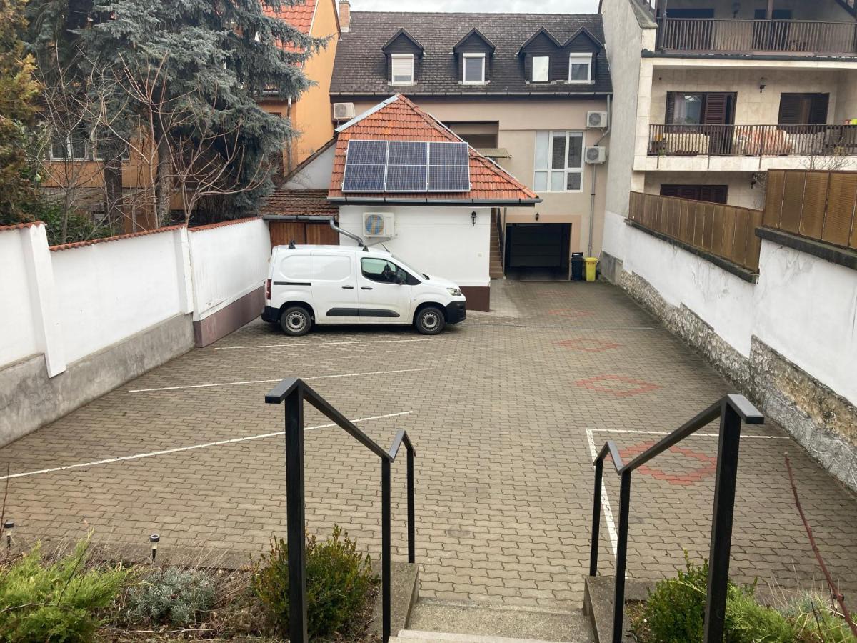 אגר Oreo Apartman מראה חיצוני תמונה