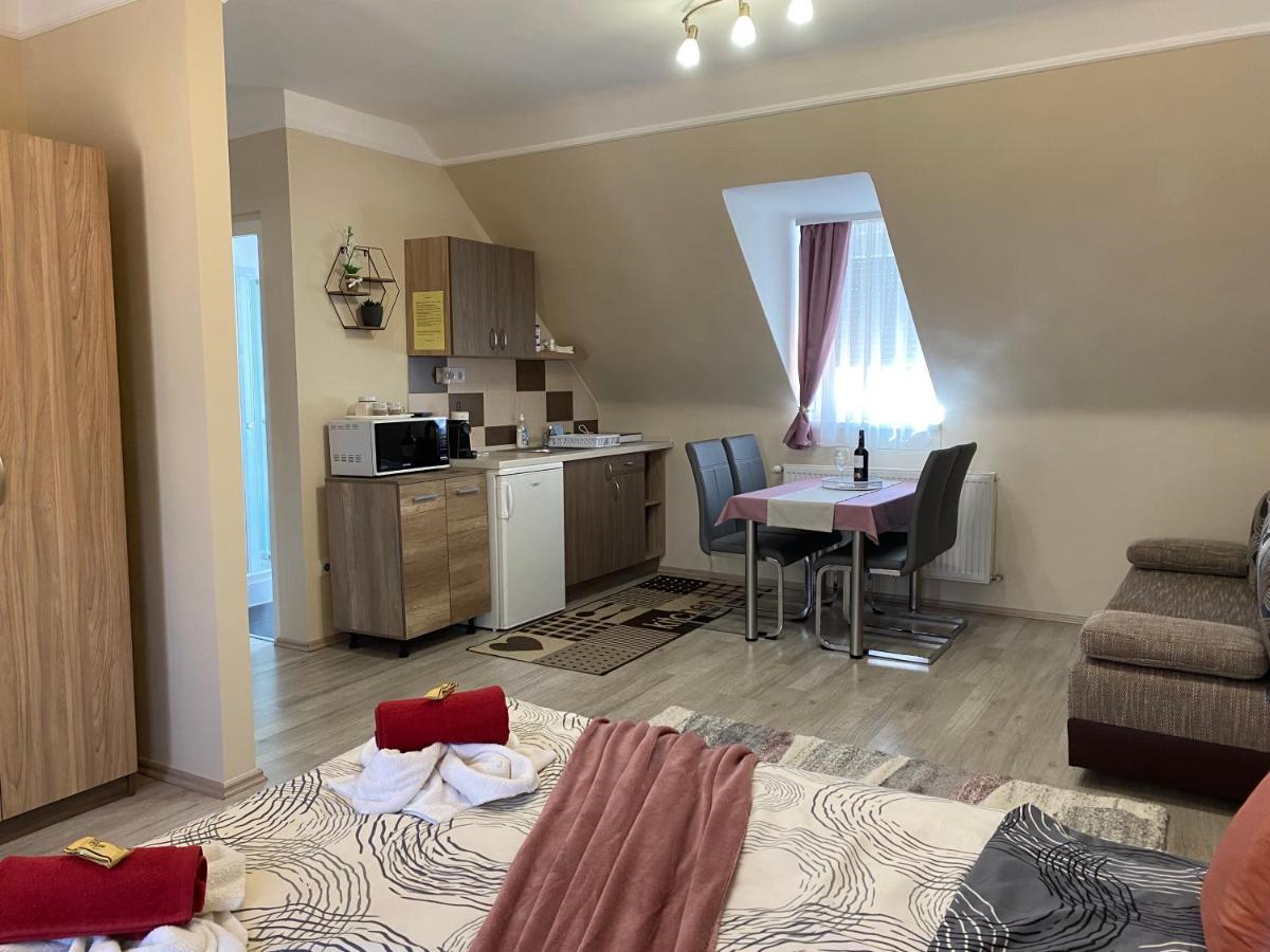 אגר Oreo Apartman מראה חיצוני תמונה